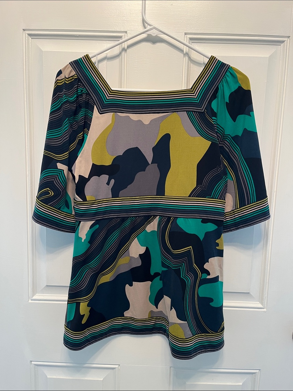 BCBGMaxAzria Multi-Color Square Neck Top - Picture 3 of 3
